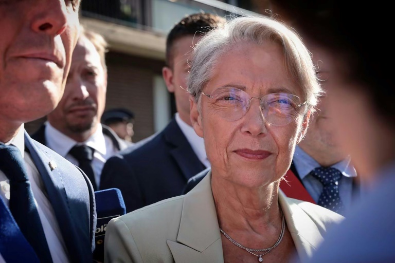 Transition écologique: l'Etat va mobiliser 7 milliards d'euros supplémentaires en 2024, annonce Elisabeth Borne