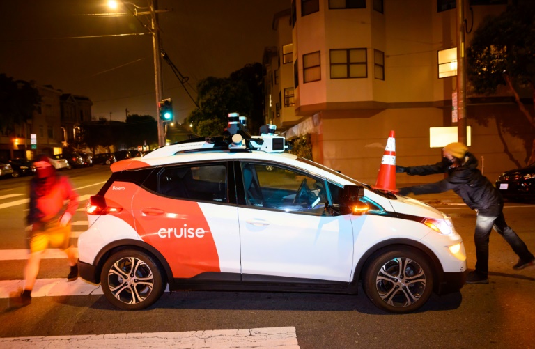 A San Francisco, la course aux robots-taxis provoque des frictions