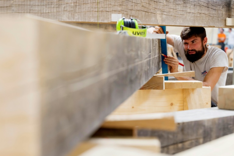 La future flèche de Notre-Dame de Paris poursuit son ascension en Lorraine