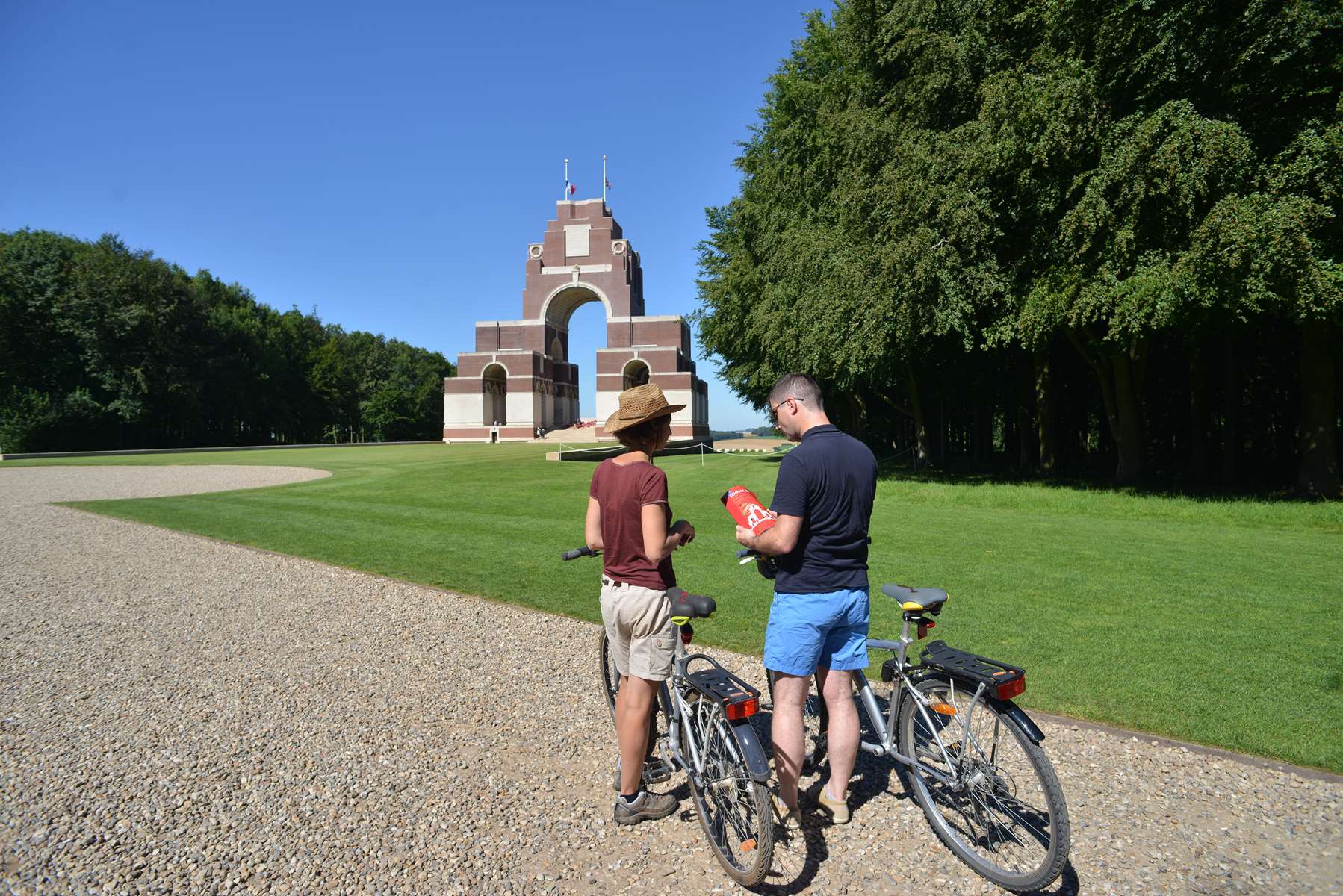 Hauts-de-France : des balades à vélo pour découvrir les sites remarquables de la Grande Guerre