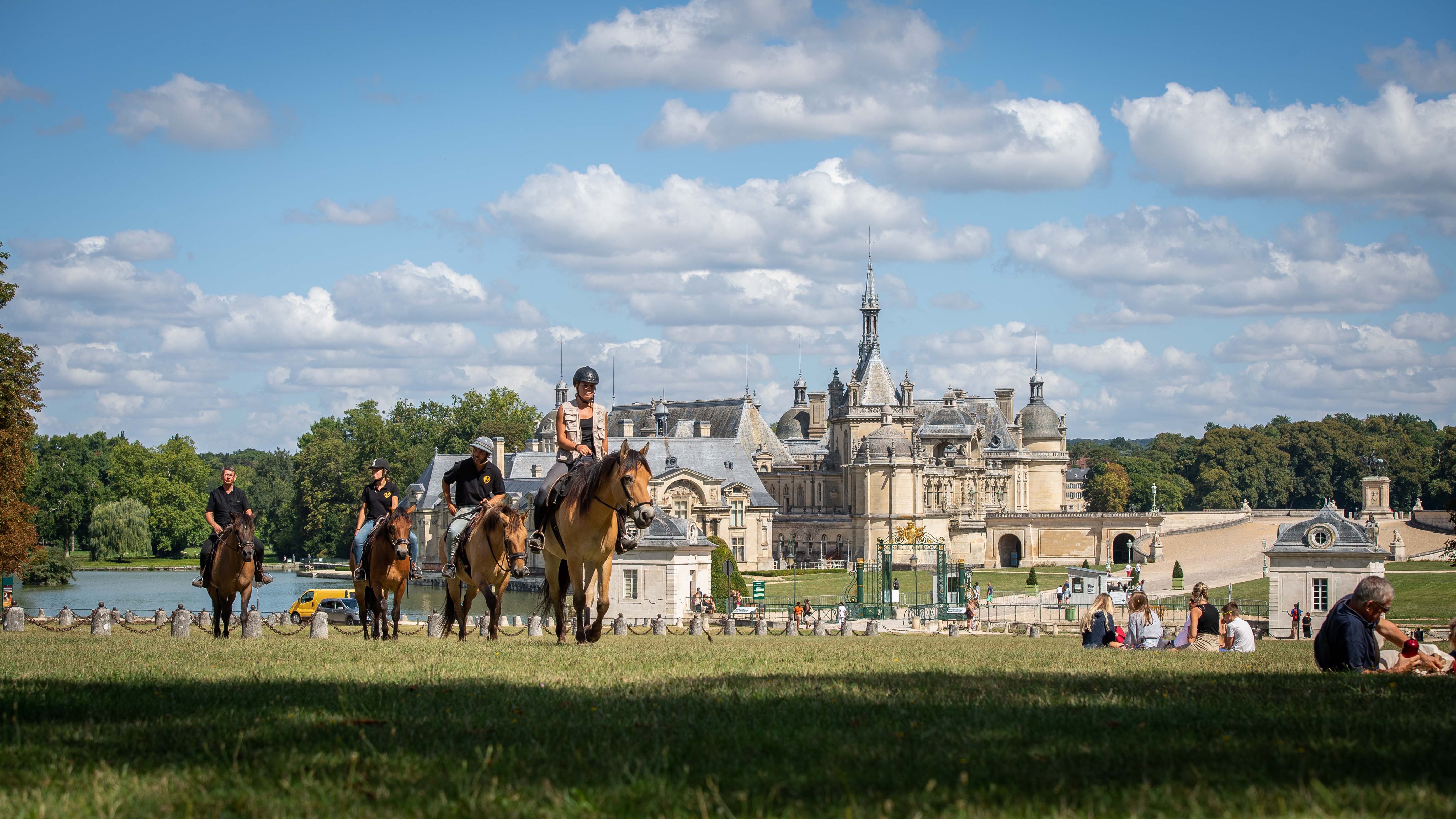 Dans la capitale du cheval, partez en balade princière à dos de Henson