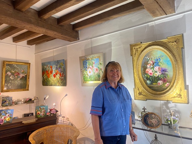 Sylvie Fortin inspirée par les fleurs de Gerberoy 