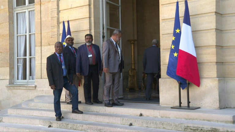 Nouvelle-Calédonie: Borne 