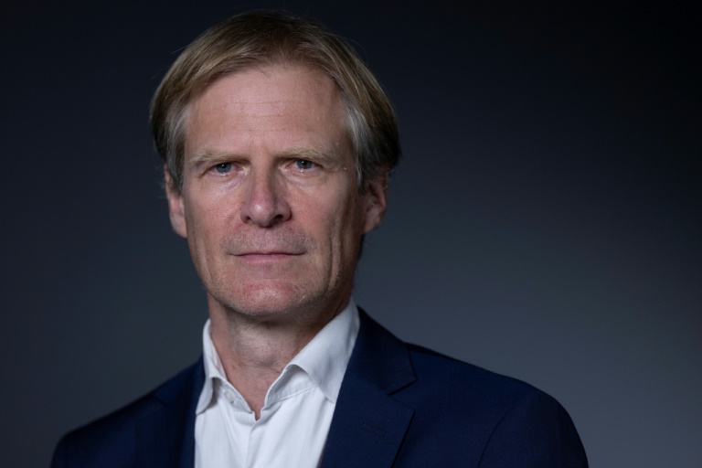 Pauvreté: le gouvernement présente son nouveau plan, les associations mitigées