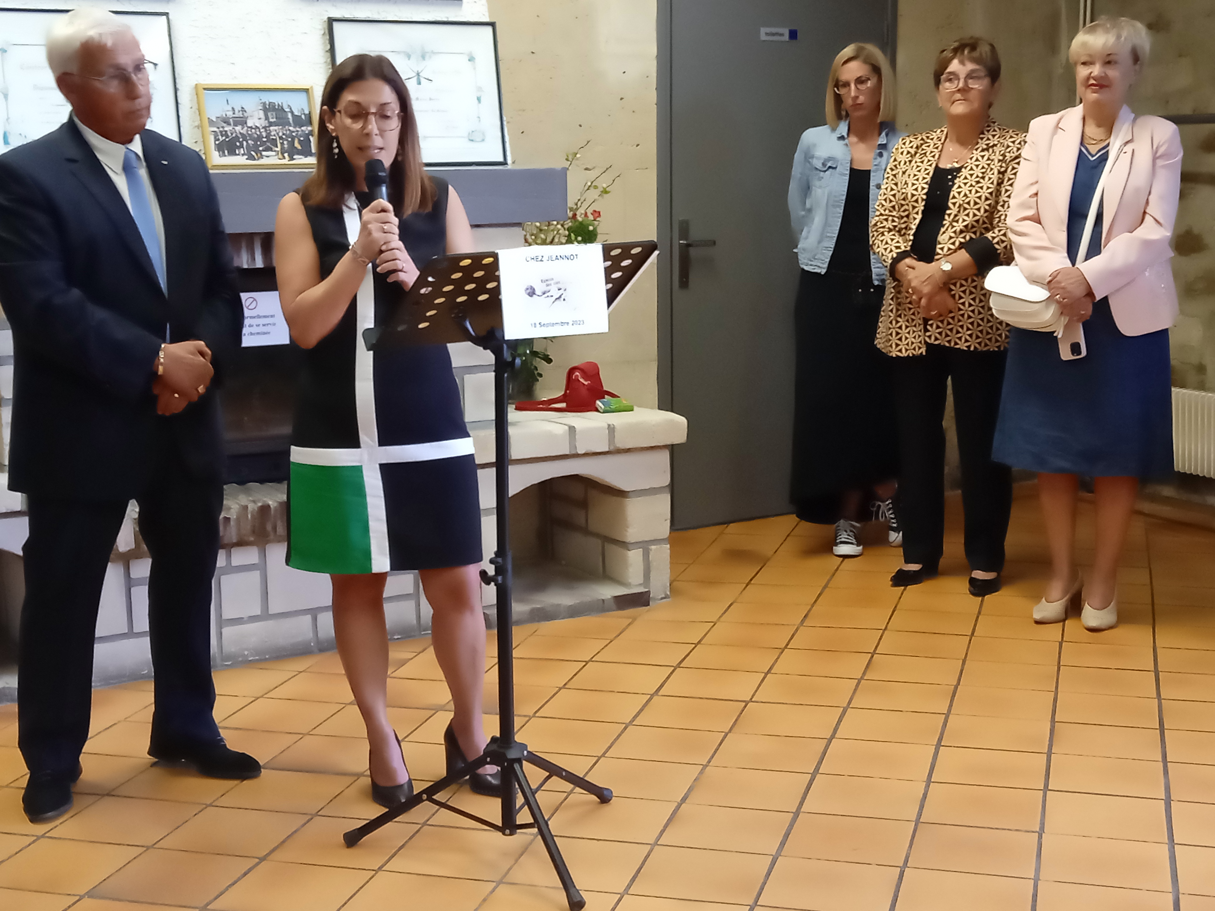 Étouvelles : Jean-Marie Serre a remis les clés de son restaurant Chez Jeannot à sa fille Lylia 