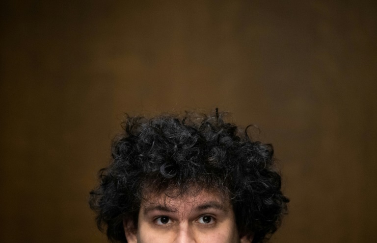 Début du procès du petit prince déchu des cryptomonnaies, Sam Bankman-Fried