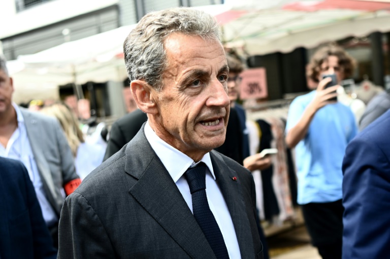 Rétractation de Takieddine: Nicolas Sarkozy, mis en examen, veut 
