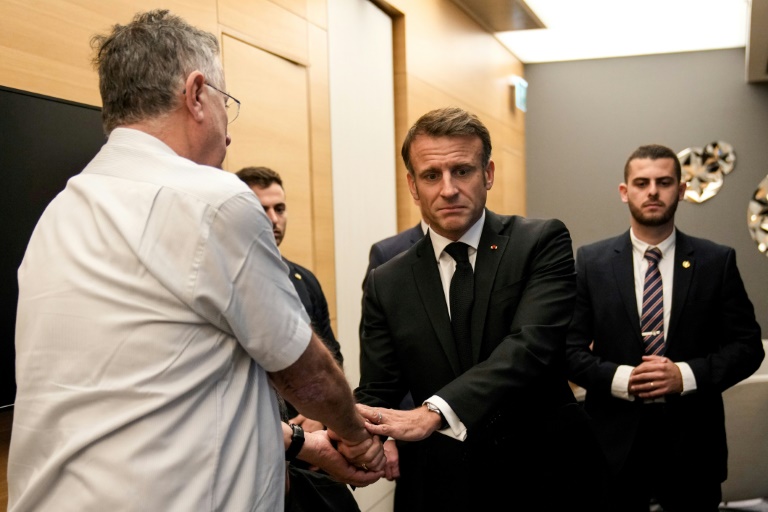Macron propose une 