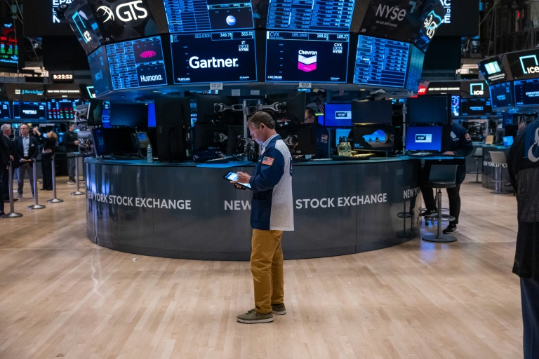 Wall Street termine en baisse, Alphabet plombe les indices