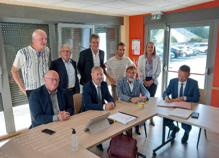 Petites Villes de Demain : signature de la convention pour les communes de Bouligny et de Piennes.