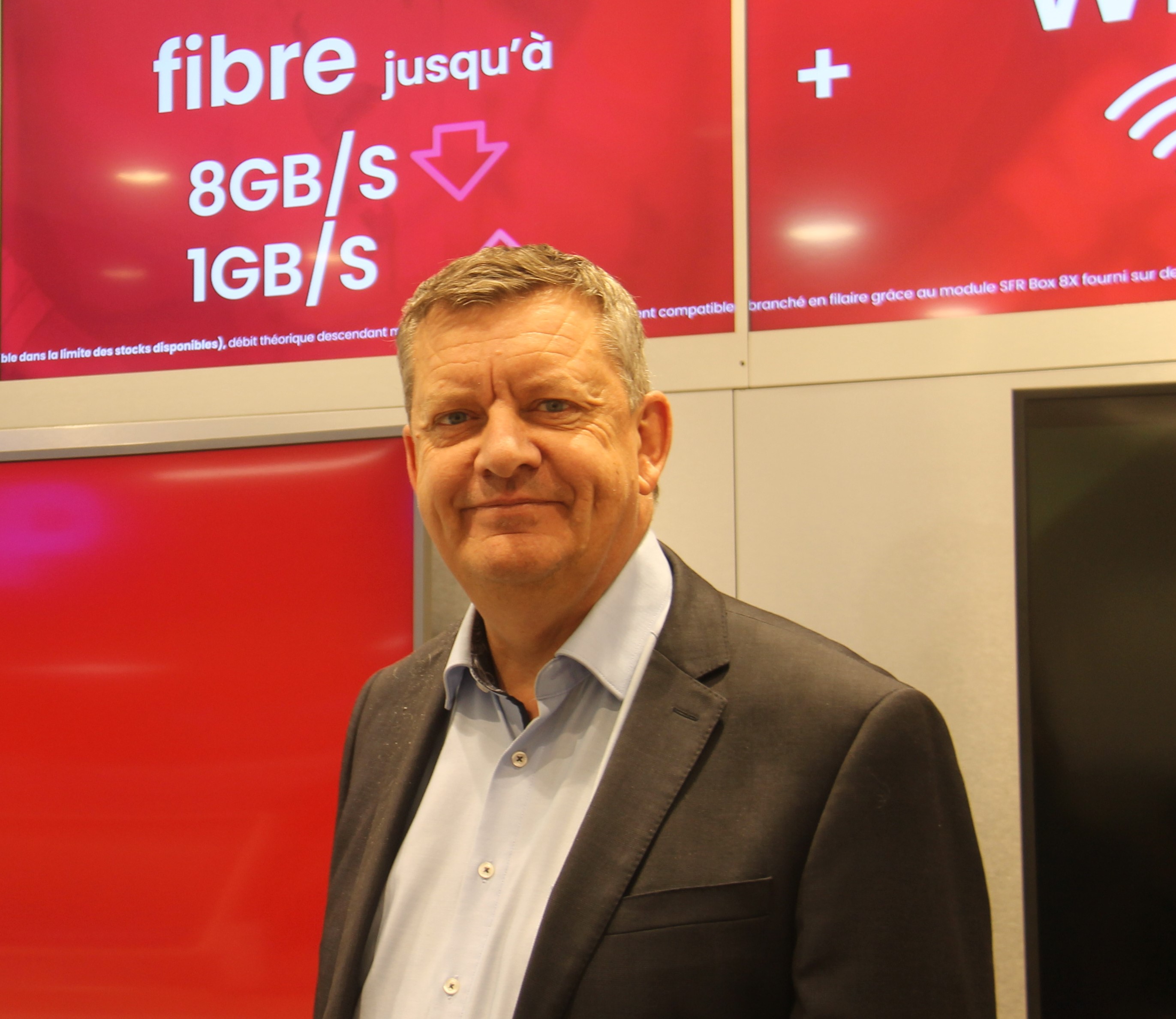 SFR renforce sa proximité vers les professionnels