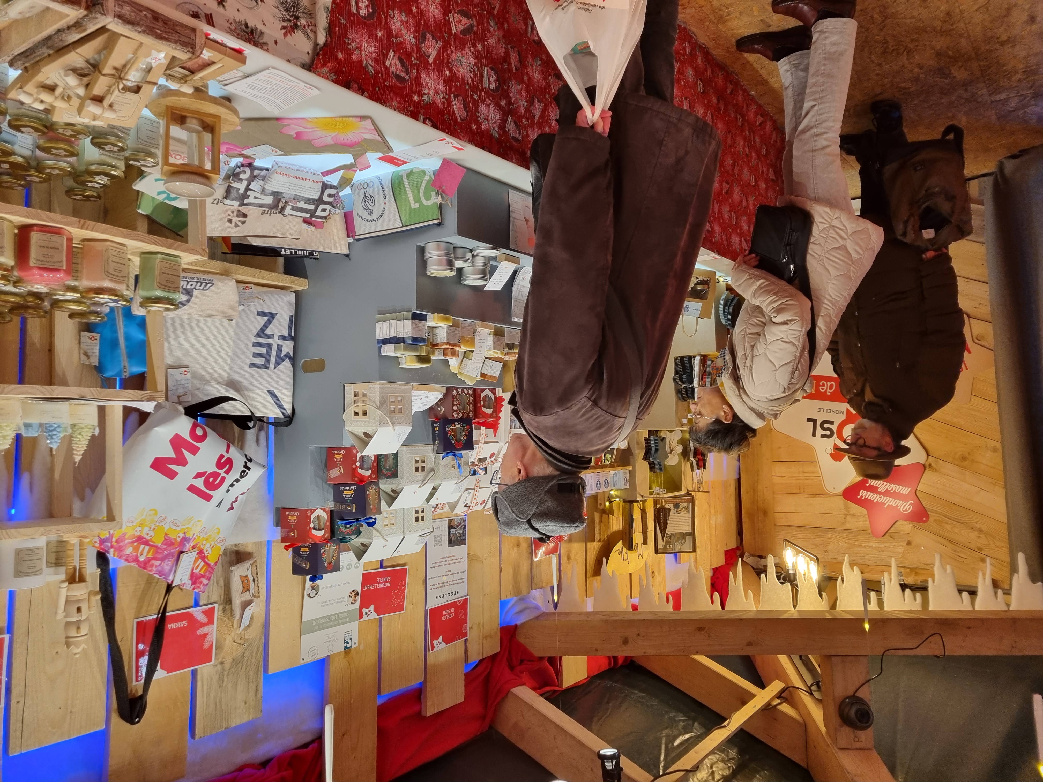 Le Chalet Qualité MOSL, comme un voyage dans la hotte artisanale du père Noël...