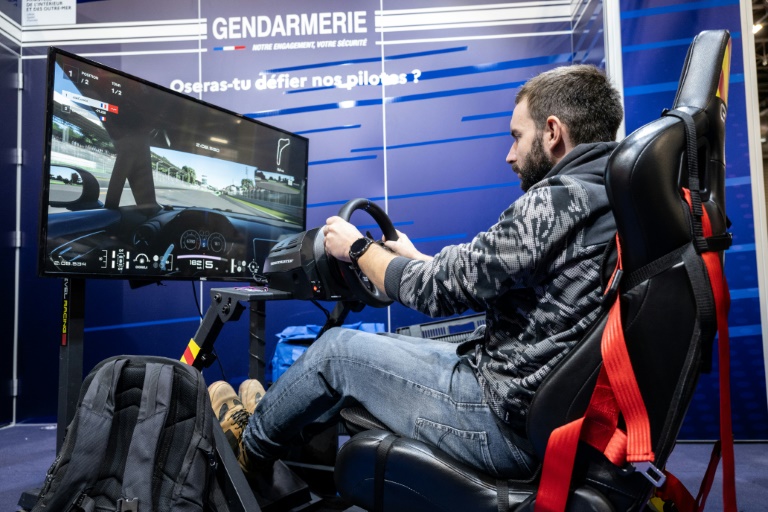 L'armée et la gendarmerie s'emparent du jeu vidéo pour recruter