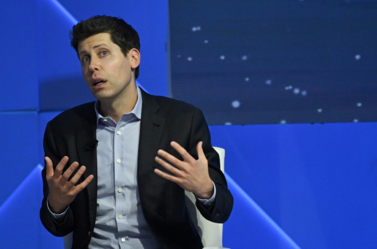 Sam Altman (ChatGPT) veut rassurer les humains inquiets au sujet de l'IA