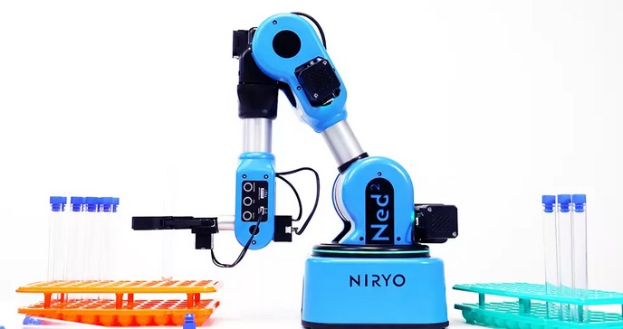 Le Creusot : des solutions robotiques au service de l’éducation et de l’industrie