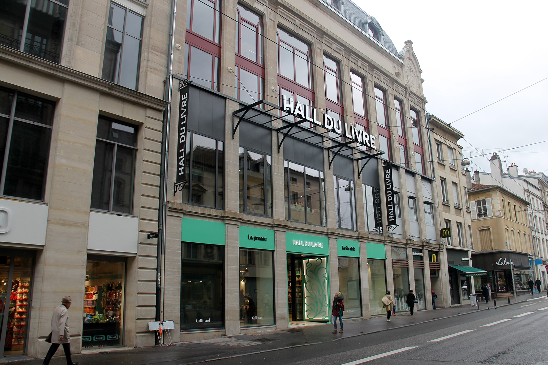 Le Hall du Livre ouvre son nouveau vaisseau amiral 