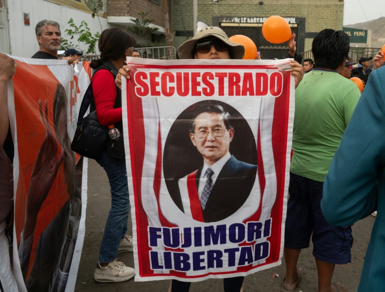 Alberto Fujimori, apprécié, détesté, libéré