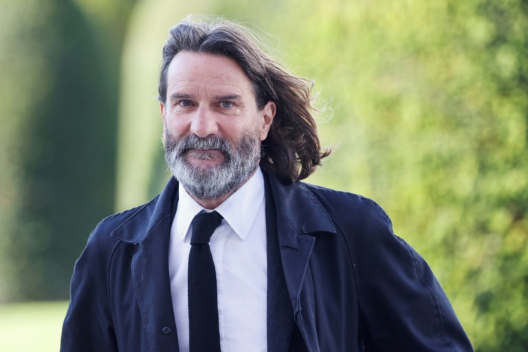 L'écrivain Frédéric Beigbeder mis en cause pour un viol qu'il conteste
