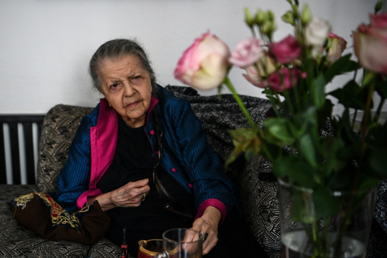 L'ex-aide à domicile de la résistante Madeleine Riffaud jugée pour abus de confiance