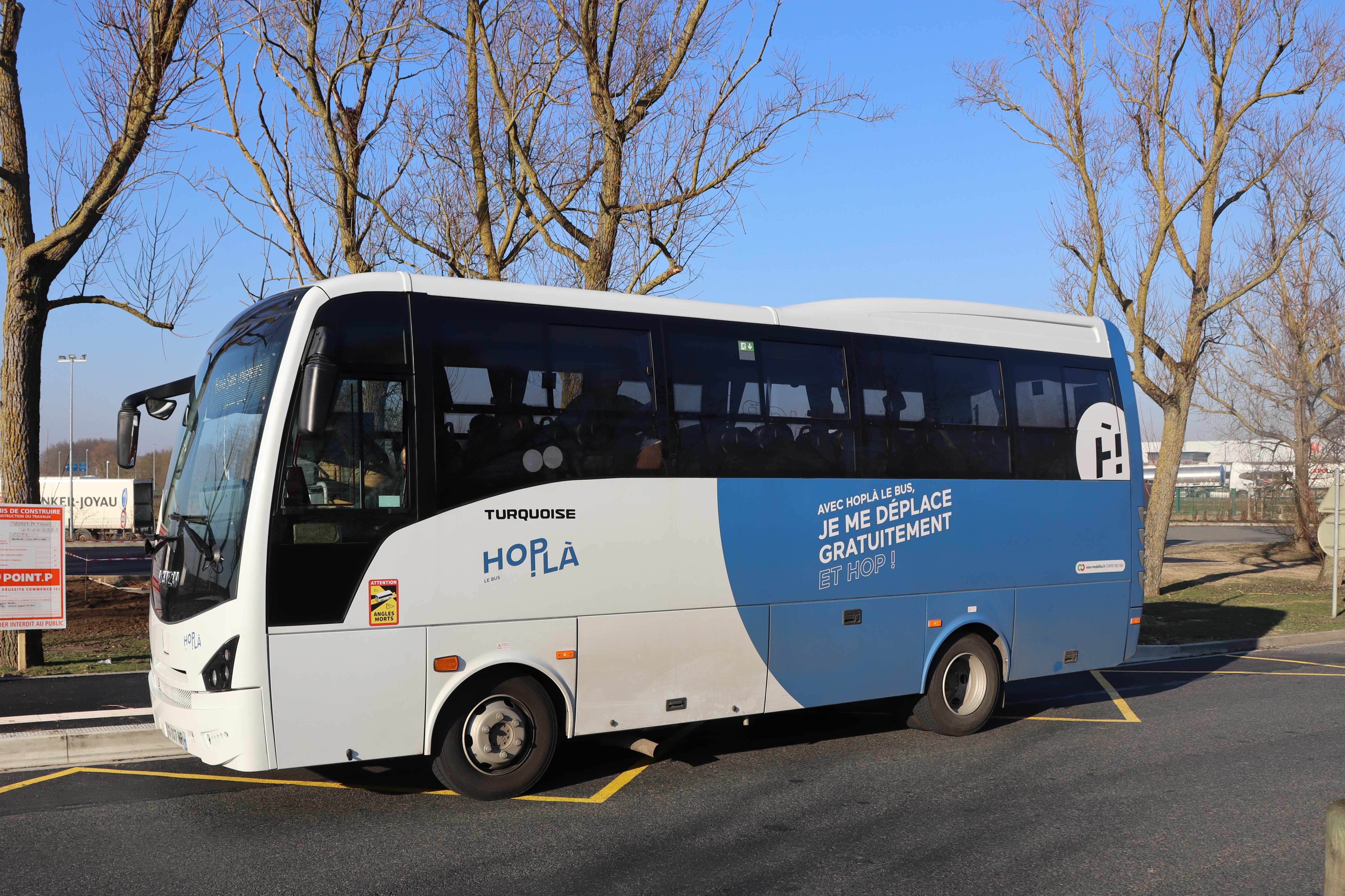 Hoplà, le bus pour se déplacer gratuitement au sein de la Plaine d’Estrées 