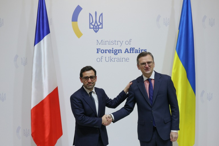 Le nouveau chef de la diplomatie française à Kiev pour sa première visite à l'étranger