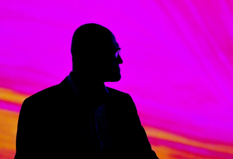 IA: le PDG de Microsoft défend le partenariat avec OpenAI, scruté par l'antitrust