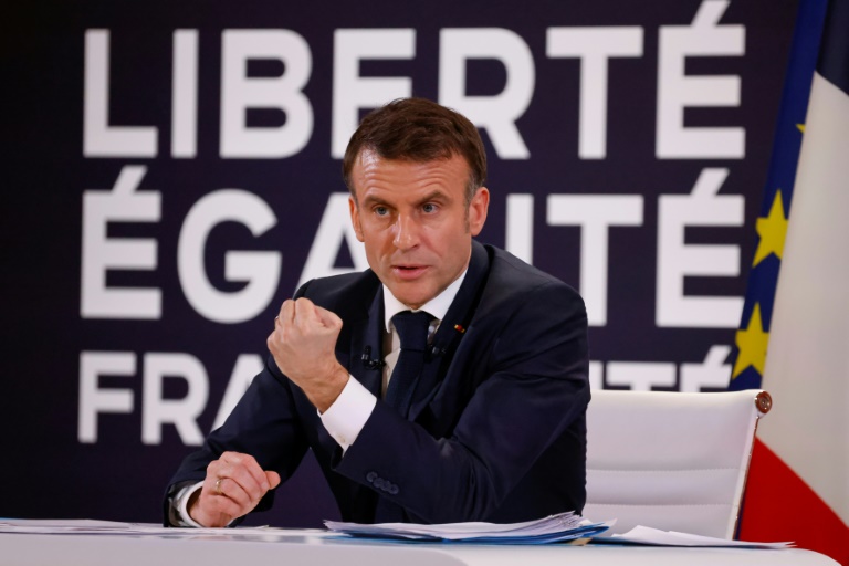 Principales réactions de l'opposition à la conférence de presse de Macron