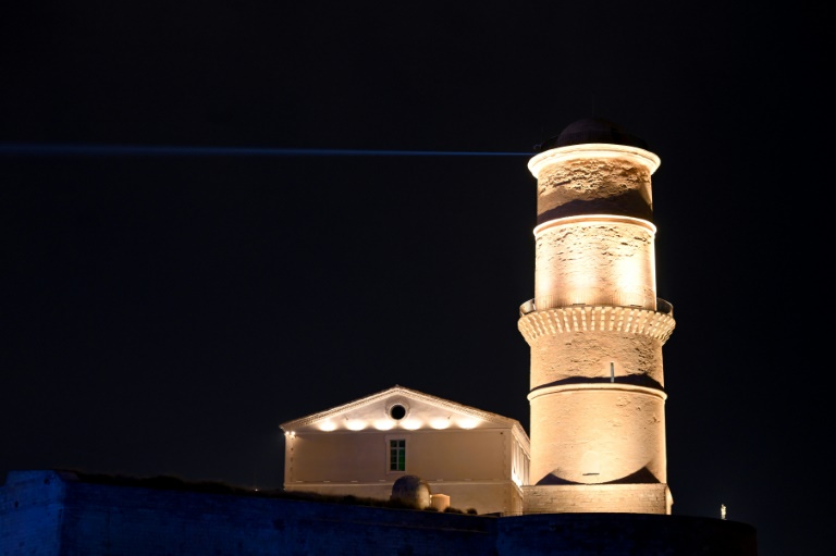 Depuis un phare de Marseille, un message lumineux plus fort que la maladie de Charcot