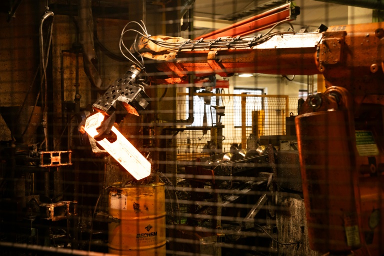 En Norvège, une usine met les bouchées doubles pour approvisionner l'Ukraine en obus