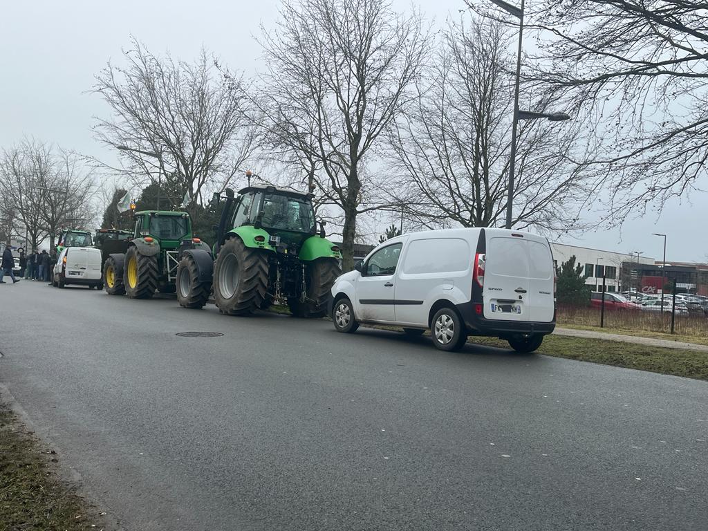 Beauvais : les agriculteurs en colère 