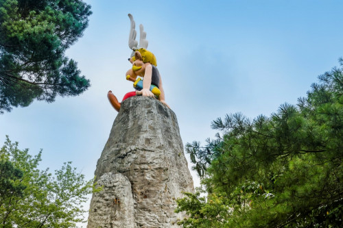 Le Parc Astérix embauche 2 500 saisonniers 