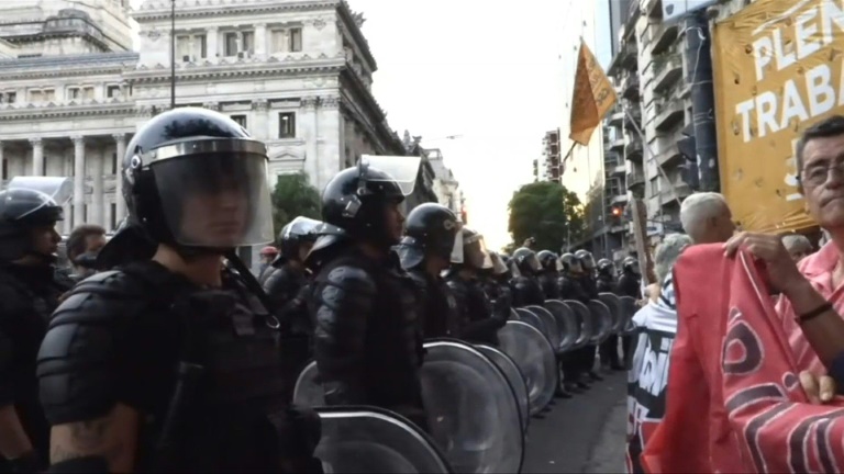 Argentine: revers au Parlement pour les réformes dérégulatrices de Milei