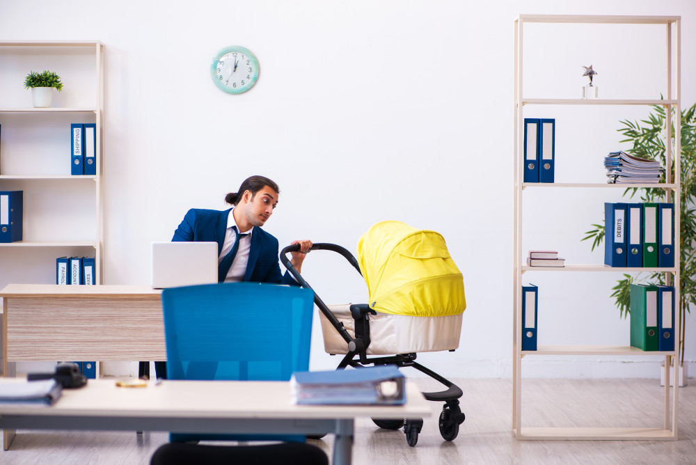 Le congé de naissance pour remplacer le congé parental actuel