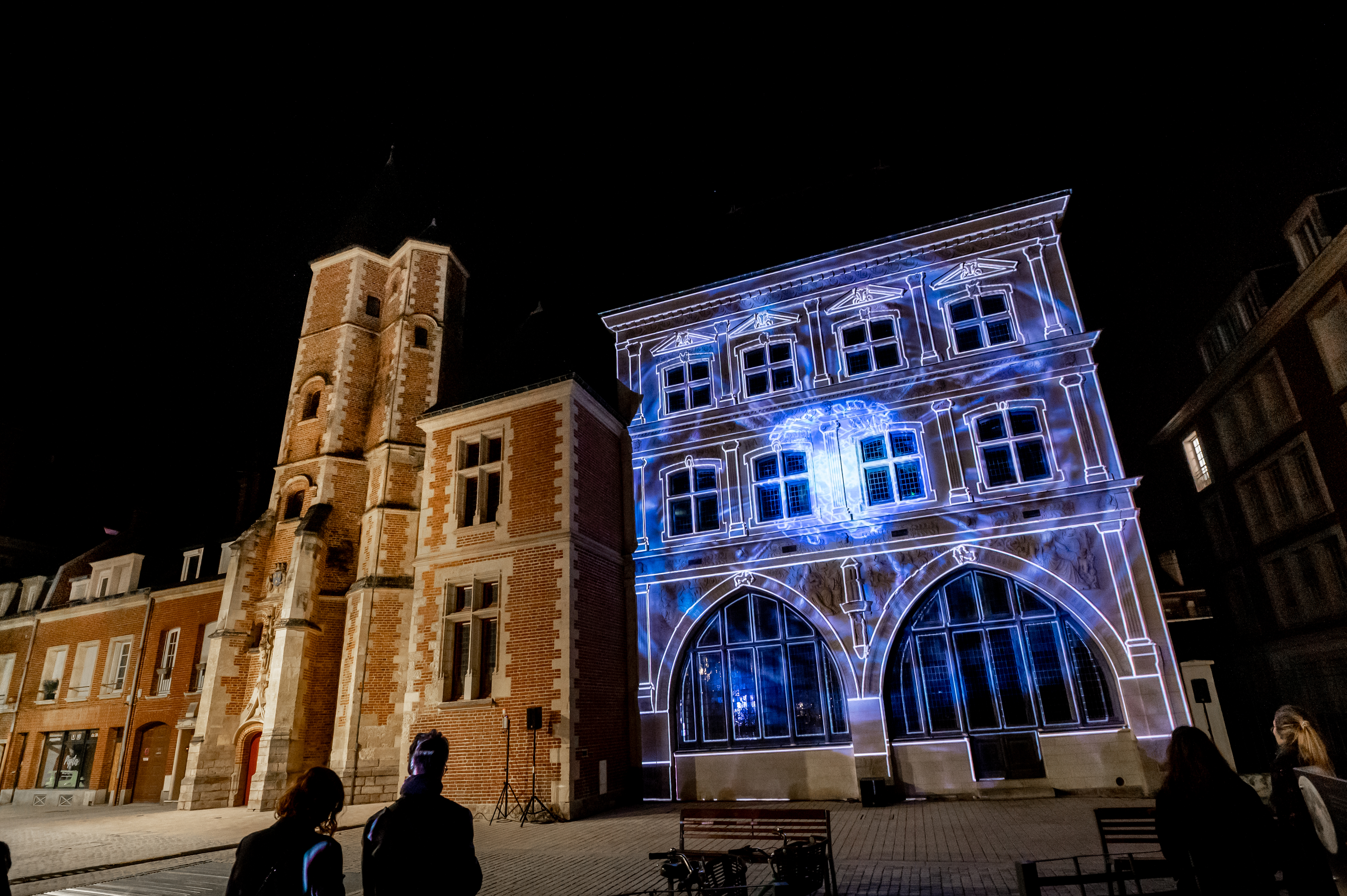 Le Vidéo mapping festival pare de couleurs les monuments de l’Oise 
