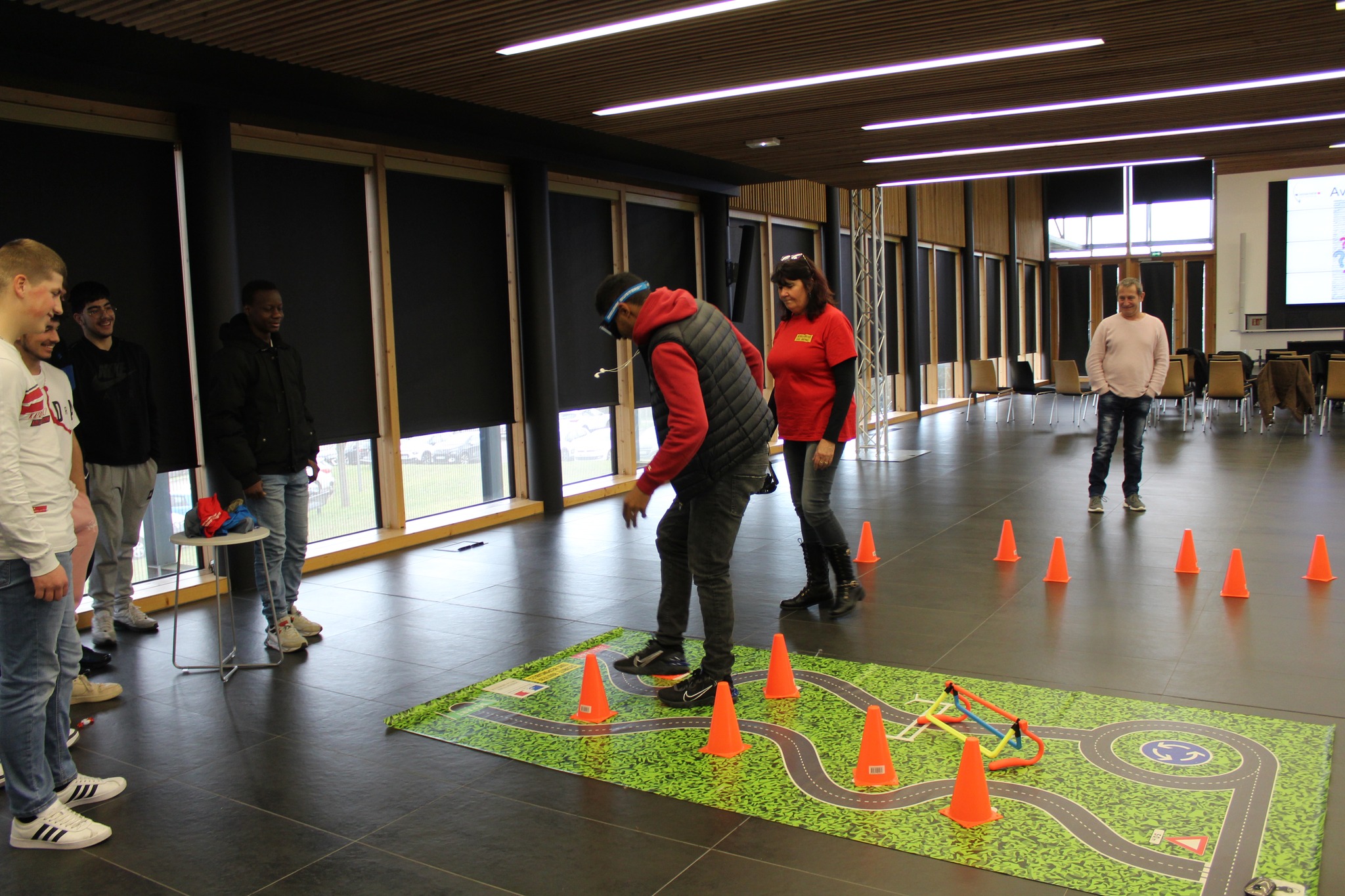 Apprentis, futurs artisans et citoyens de la route 