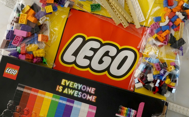 Lego: le bénéfice net recule en 2023 mais la place de numéro un mondial confortée