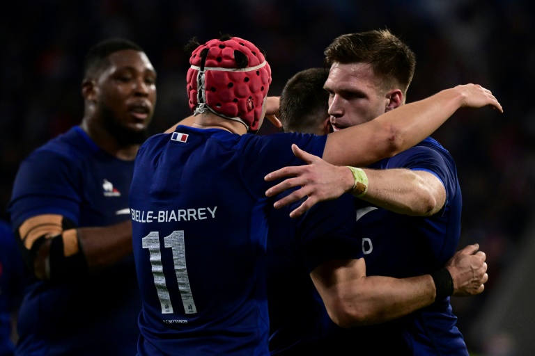 Tournoi des six nations: les Bleus renversants finissent deuxièmes derrière les Irlandais