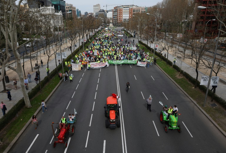 Espagne: nouvelle manifestation d'agriculteurs dans le centre de Madrid