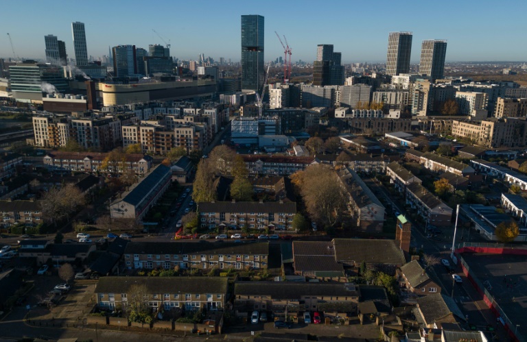 Douze ans après les JO de Londres, les logements sociaux promis se font attendre