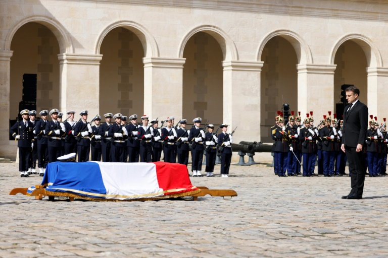 Hommage national à Philippe de Gaulle, qui a 