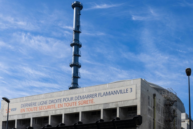 EPR de Flamanville: le chargement du combustible repoussé à 