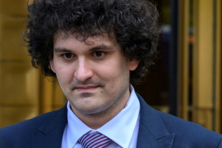 Sam Bankman-Fried, météorite des cryptomonnaies, de la gloire à la prison