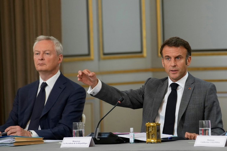 Entre Macron et Le Maire, vives tensions sur le déficit