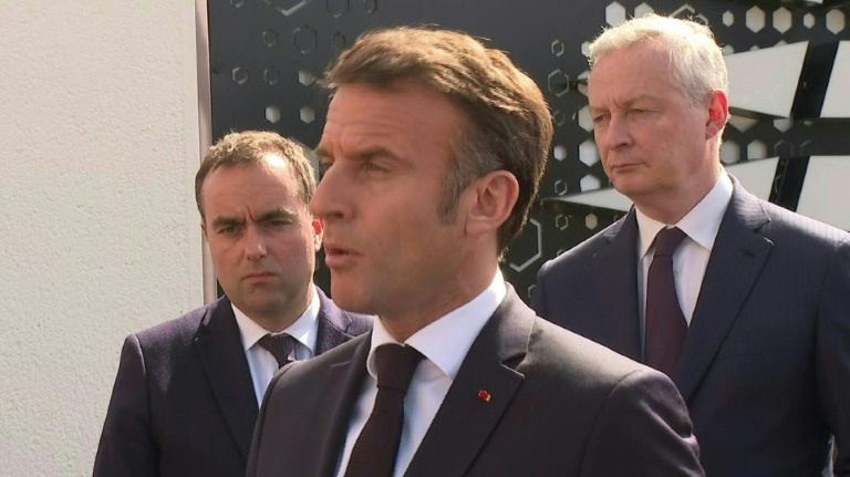 Macron balaie 
