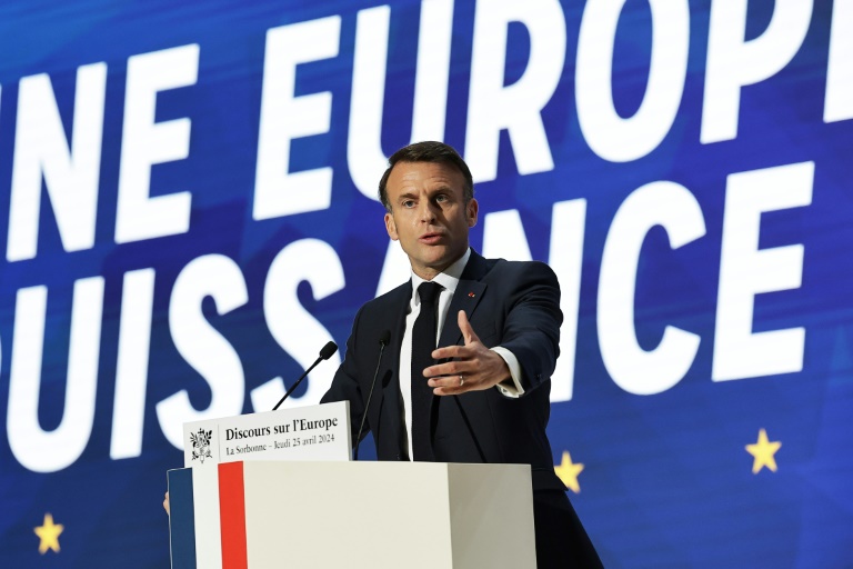 Macron appelle à un nouveau sursaut de l'Europe si elle ne veut pas 
