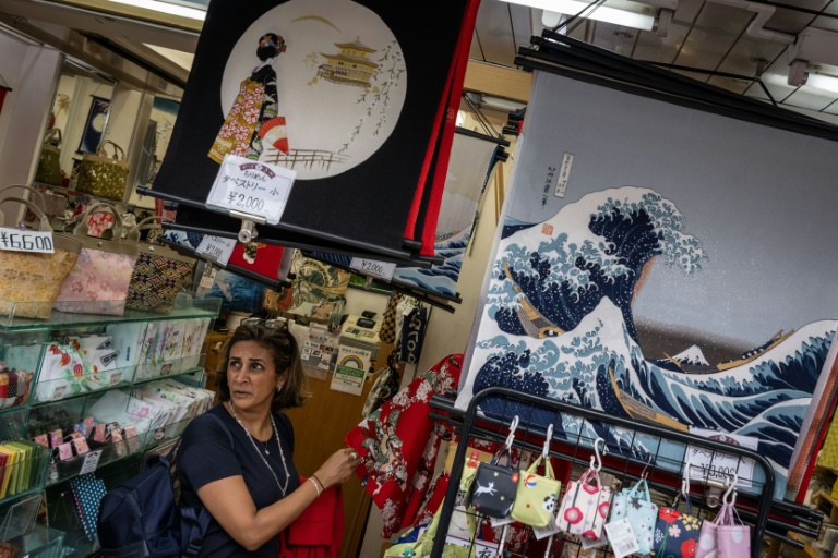 Au Japon, les bourses des touristes 