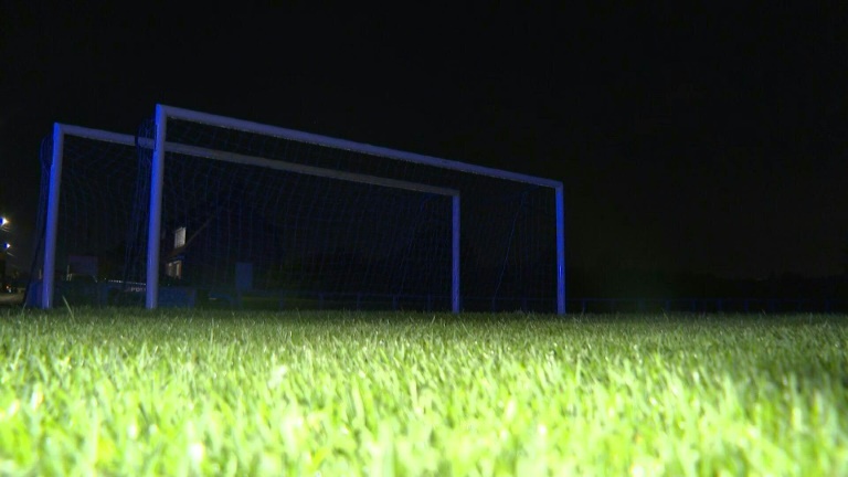 Effarement à Courrières après la mort de Jordan, foudroyé en plein entraînement de foot