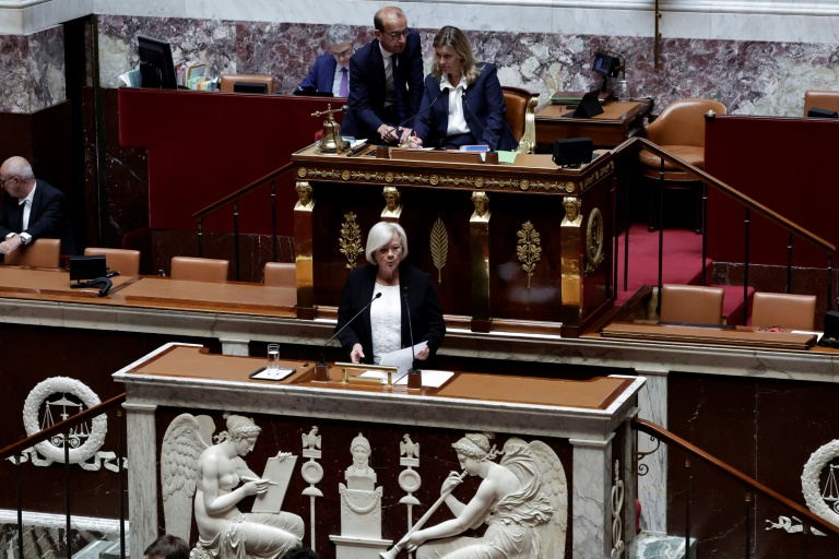 Aide à mourir: premiers pas dans l'hémicycle à l'Assemblée, en quête du bon 