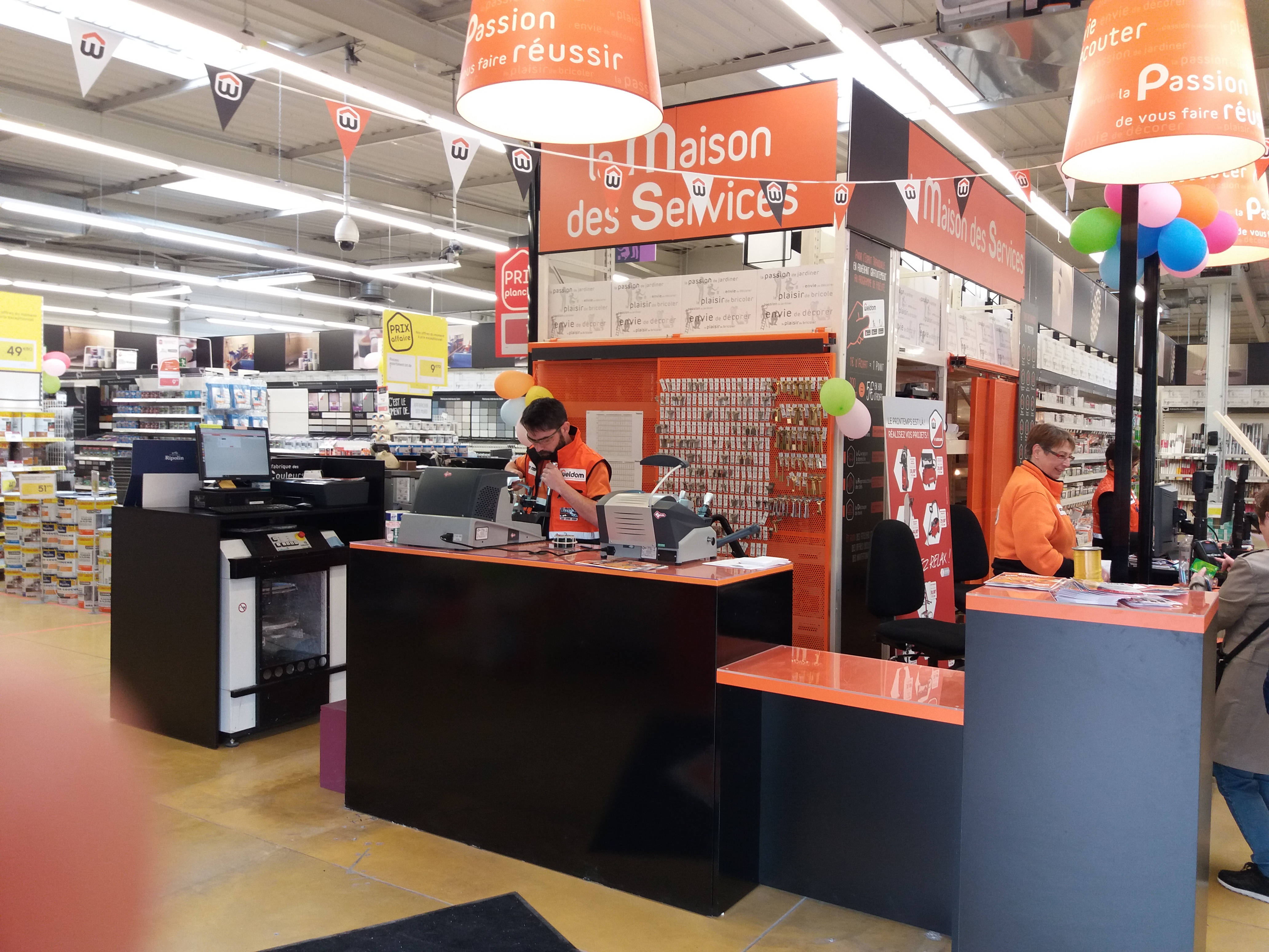 Weldom décroche l’or au prix « Meilleure Satisfaction Client Retail 2024 »