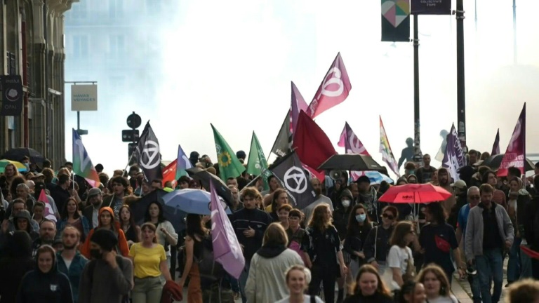 Manifestation anti-RN: 1.500 personnes à Rennes, des heurts